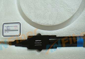 Collimated Beam Output Isolator 1064nm 30W